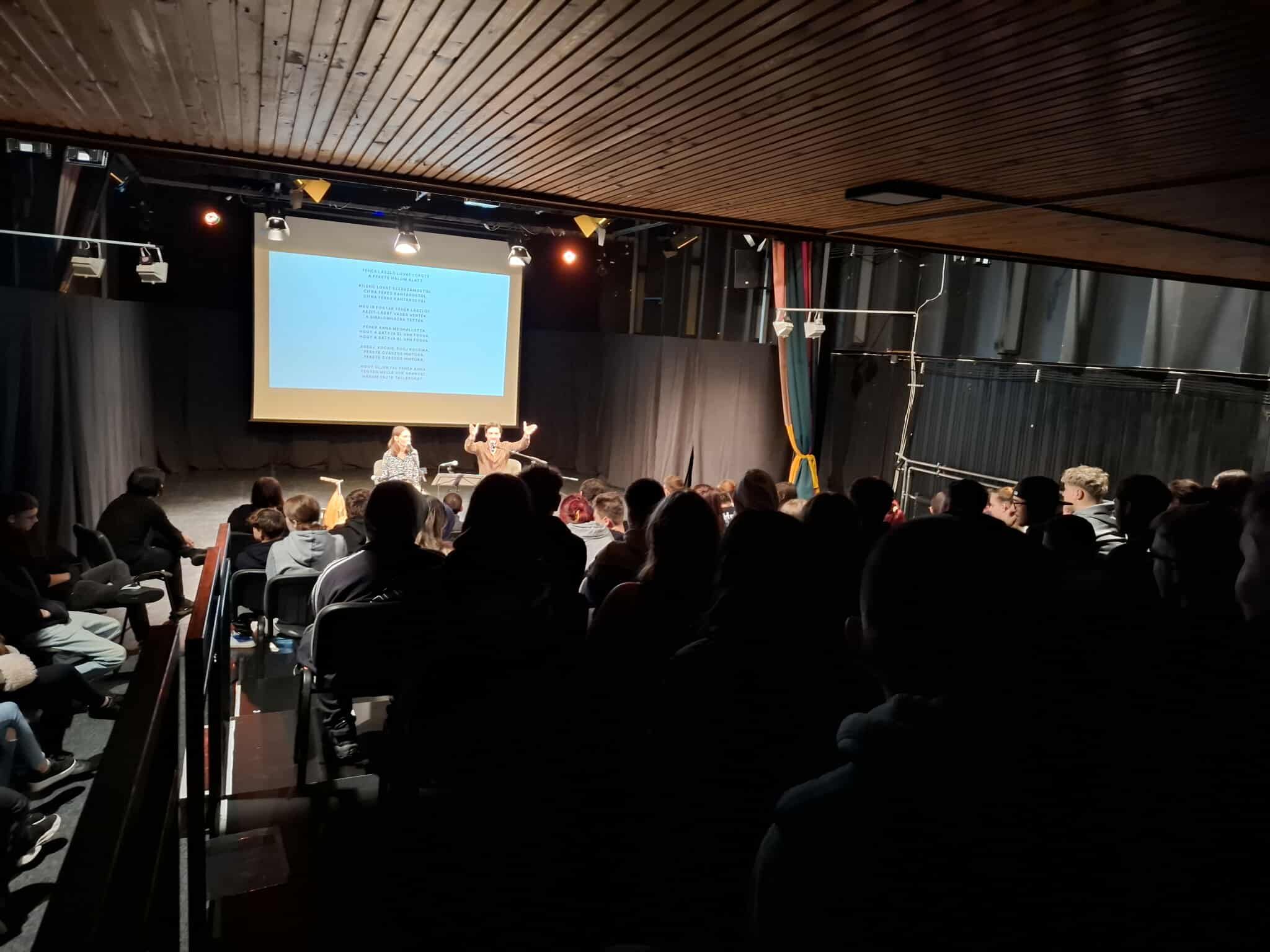 581957904_690552793814853_6910454599751298288_n (1).jpg