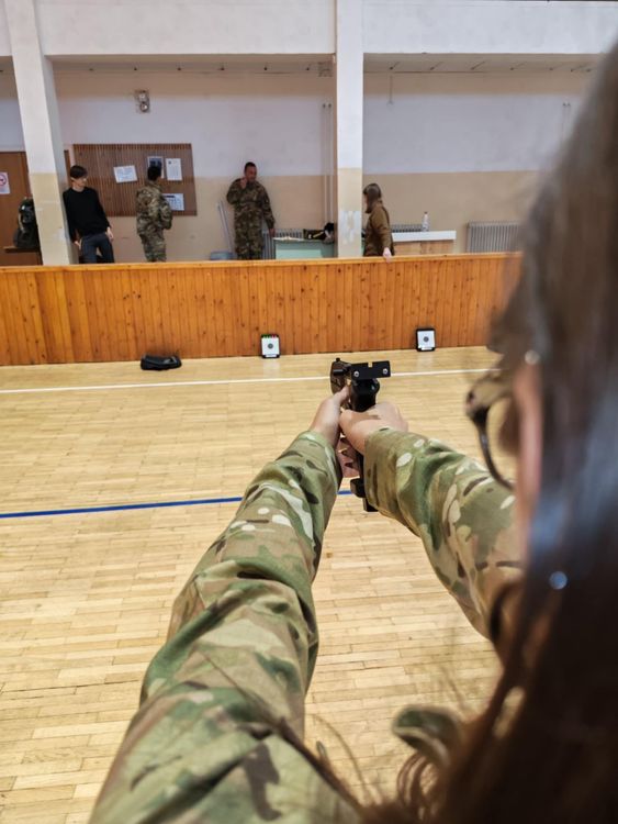 Honvéd kadétjaink tartalmas és élményekben gazdag önvédelmi oktatáson vettek részt!